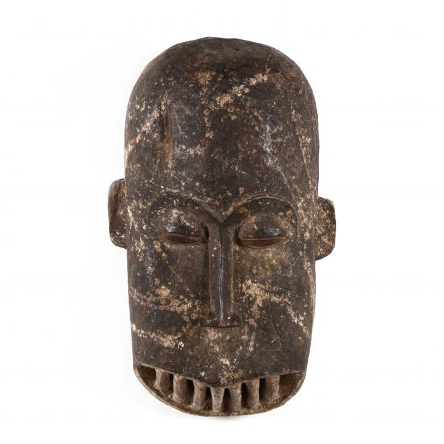 VERY LARGE NIGERIAN MASK Carved 34b4d1