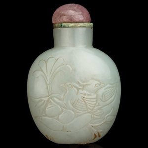 A Chinese Pale Celadon Jade Snuff 34b5d0