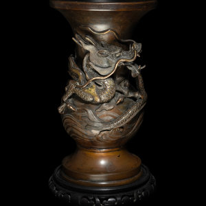 A Japanese Parcel Gilt Bronze Vase 20TH 34b601