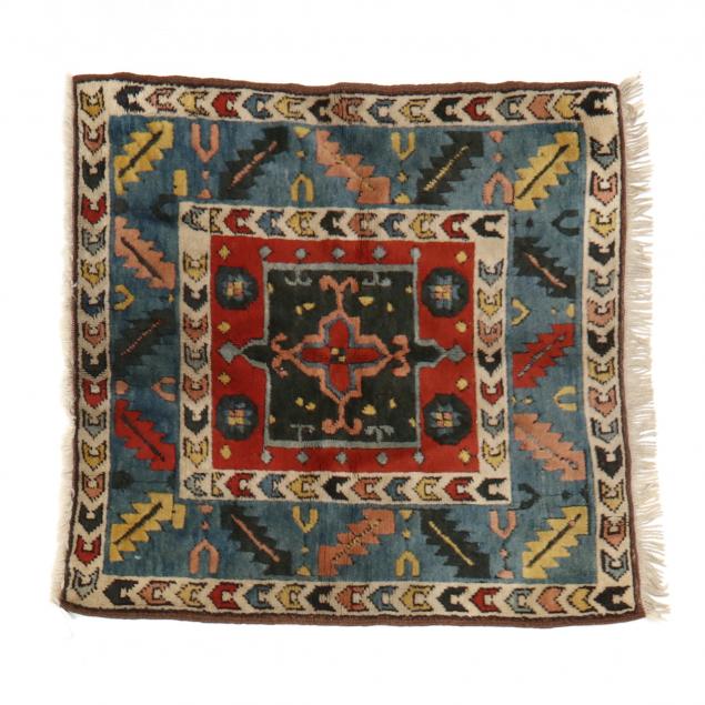 TURKISH AREA RUG Blue field with 34b747
