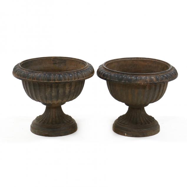 PAIR OF SMALL CAST IRON CLASSICAL