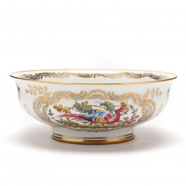 SAMSON FOOTED CENTER BOWL Late 19th