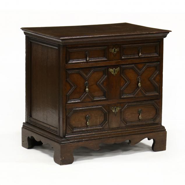 ANTIQUE JACOBEAN STYLE DIMINUTIVE