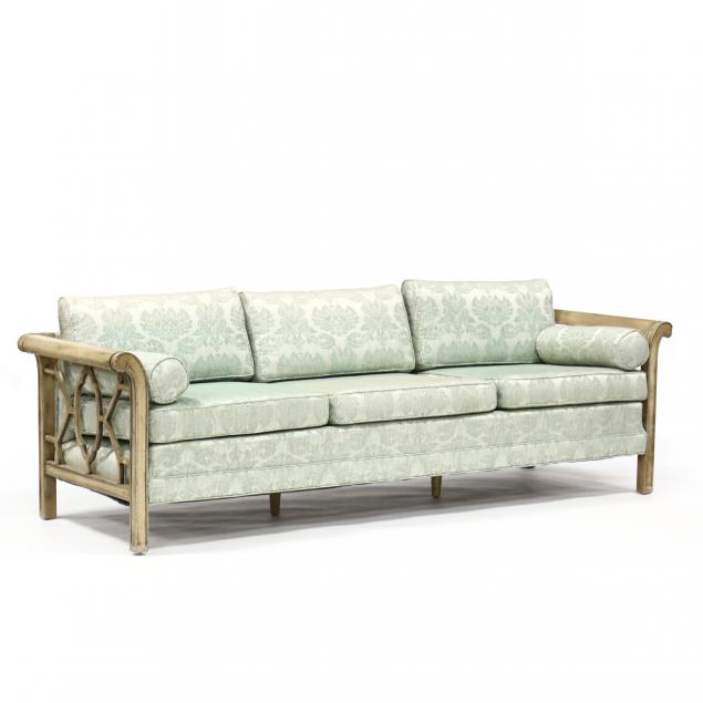 CHINESE CHIPPENDALE STYLE SOFA 34b949