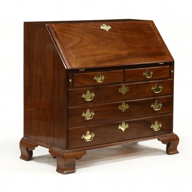 HICKORY, CHIPPENDALE STYLE MAHOGANY