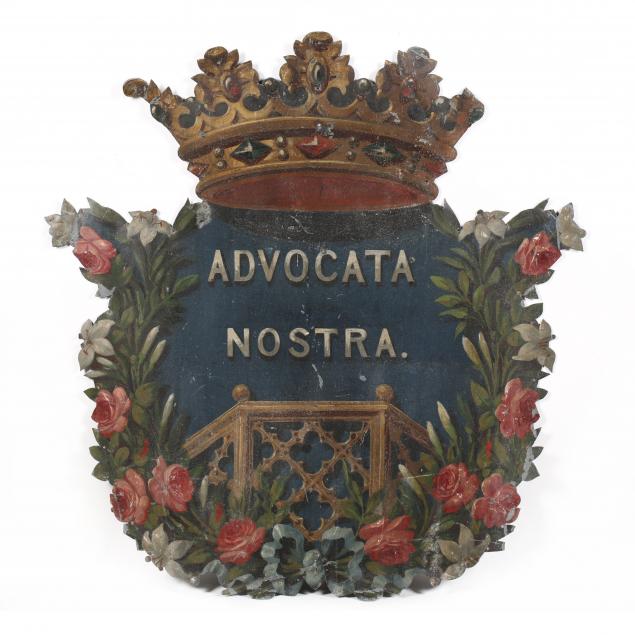 AN ANTIQUE ITALIAN TOLEWARE SHIELD