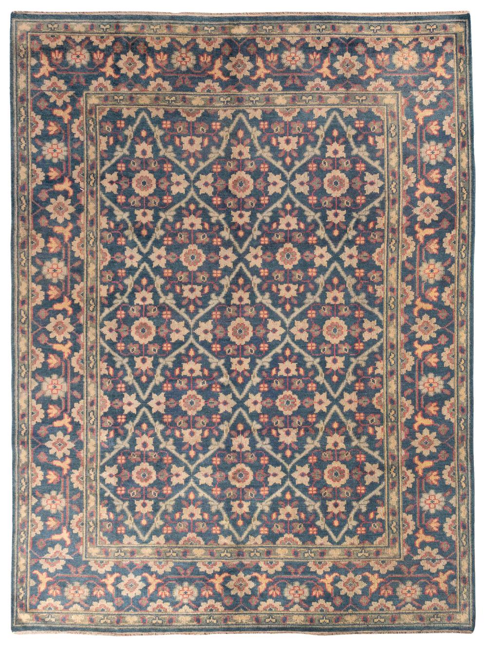 ORIENTAL RUG: MAHAL DESIGN 8'10"