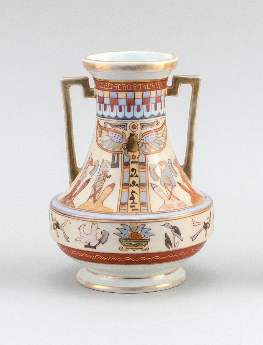 NIPPON PORCELAIN VASE IN WAISTED