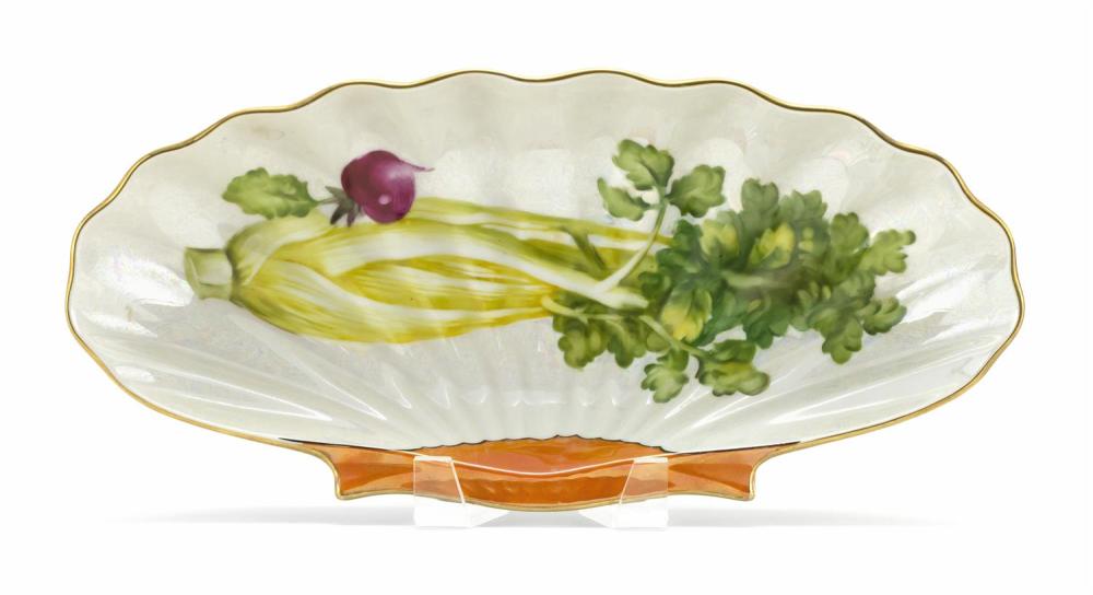 NORITAKE PORCELAIN CELERY DISH IN SHELL