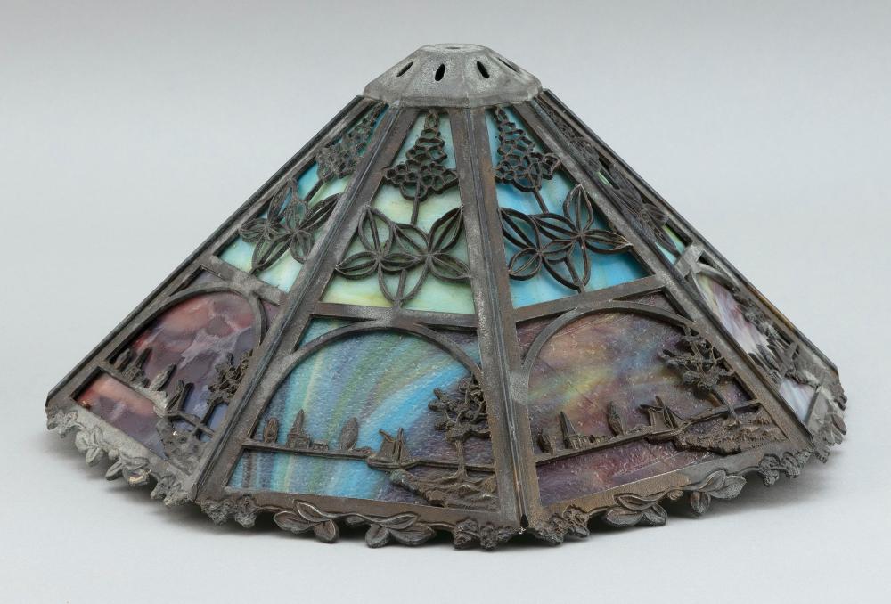 SLAG GLASS LAMP SHADE ATTRIBUTED 34befa