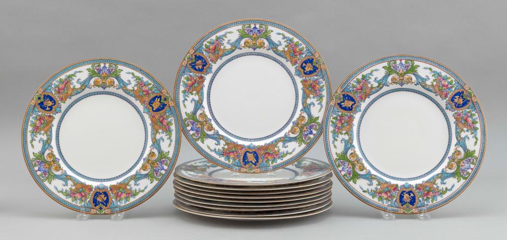 TWELVE ROYAL WORCESTER PORCELAIN PLATES