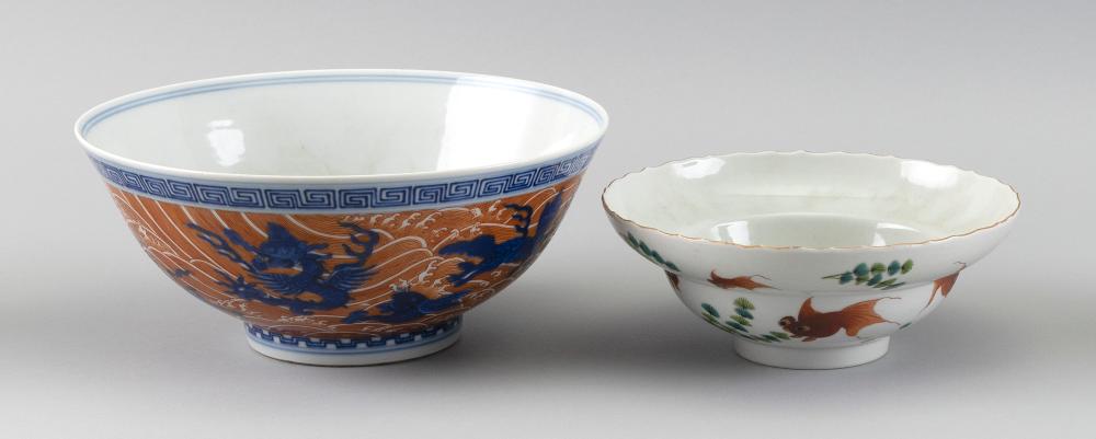 TWO CHINESE PORCELAIN BOWLS 20TH 34c05d