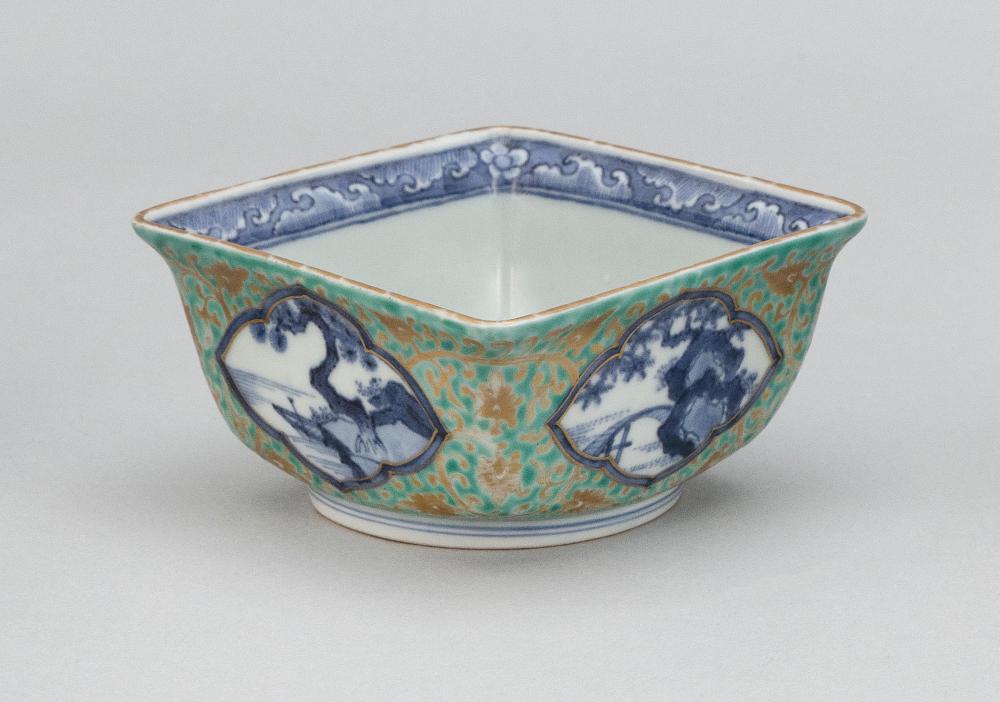 CHINESE POLYCHROME PORCELAIN SQUARE 34c0ba