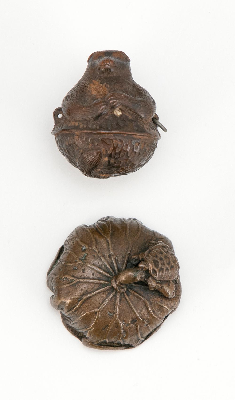 TWO JAPANESE NETSUKE 19TH CENTURY