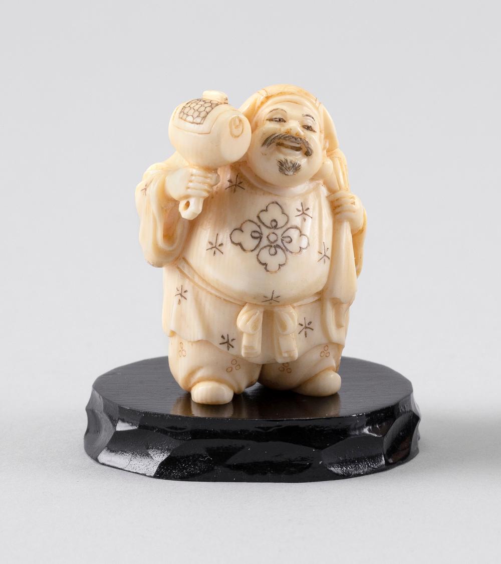 JAPANESE IVORY NETSUKE LATE 19TH EARLY 34c11d