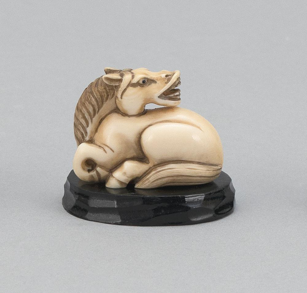 JAPANESE IVORY NETSUKE LATE 19TH 34c120