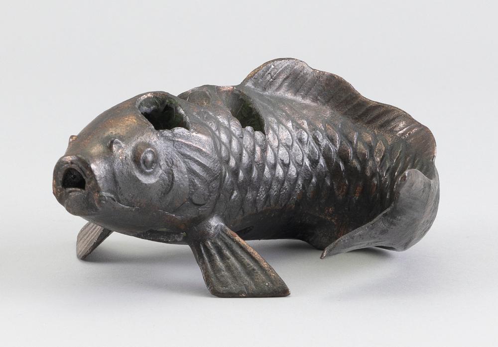 JAPANESE PATINATED METAL CARP FORM 34c1a9