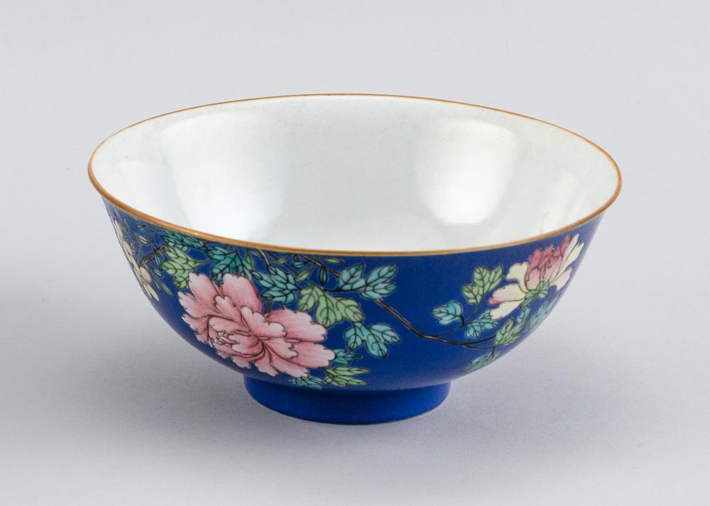 CHINESE POLYCHROME PORCELAIN BOWL 34c1e7