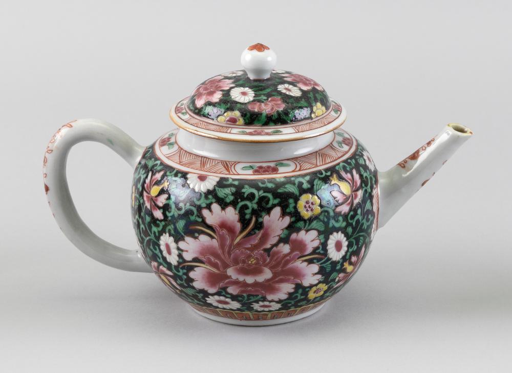 CHINESE FAMILLE ROSE PORCELAIN 34c332