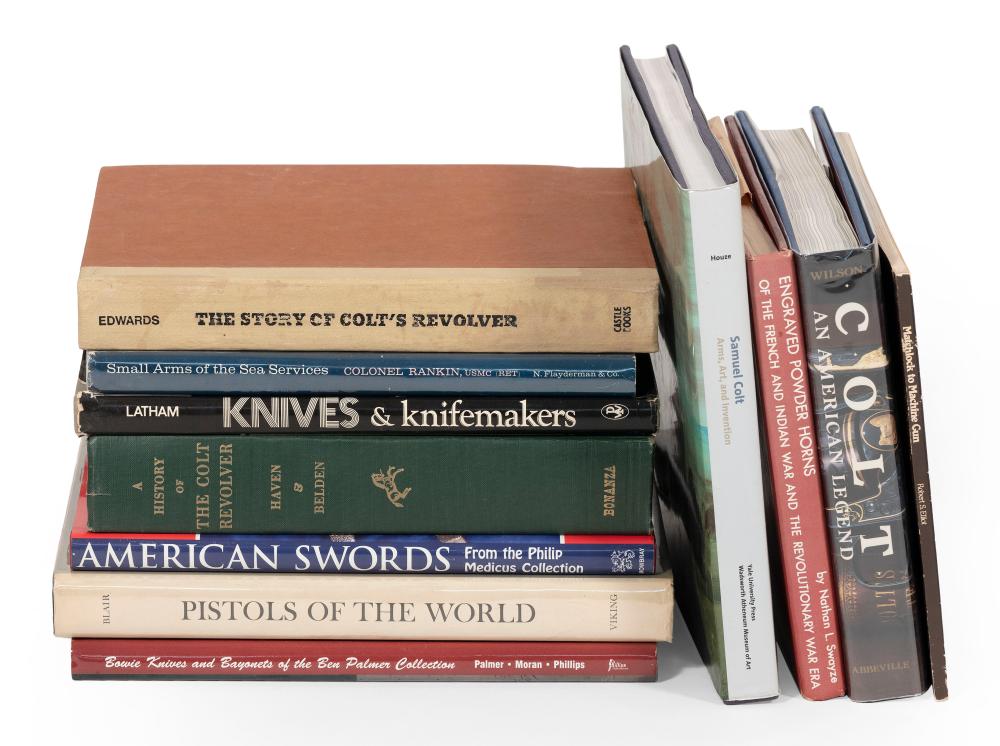 ELEVEN BOOKS ON FIREARMS AND KNIVESELEVEN 34c507