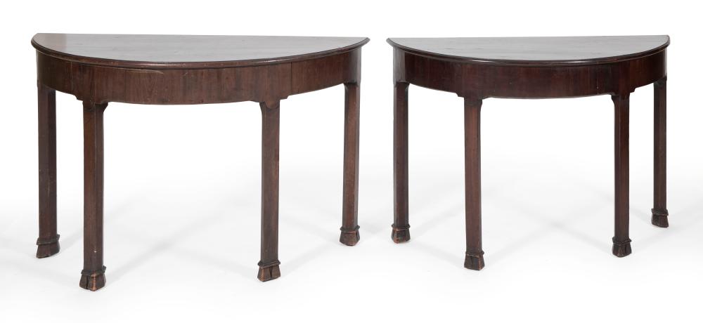 PAIR OF DEMILUNE TABLES AMERICA,