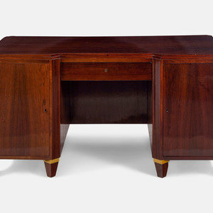 Art Deco
First Half 20th Century
Desk