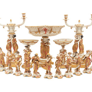 A Capodimonte Porcelain Figural Seventeen-Piece