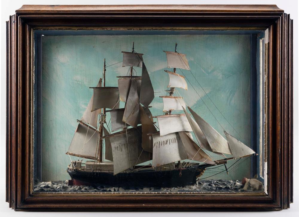 SHADOW BOX MODEL OF A RIGGED SHIP 34c89d