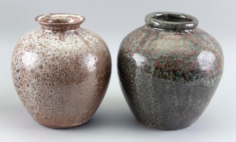 TWO JAPANESE SHIGARAKI POTTERY-STYLE