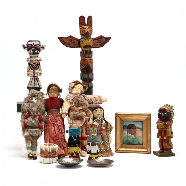 A COLLECTION OF NATIVE AMERICAN SOUVENIRS