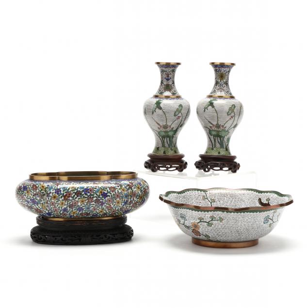 FOUR CHINESE CLOISONNE ITEMS 20th 34a635