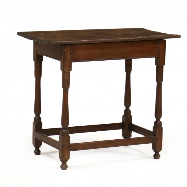 SOUTHERN YELLOW PINE TAVERN TABLE