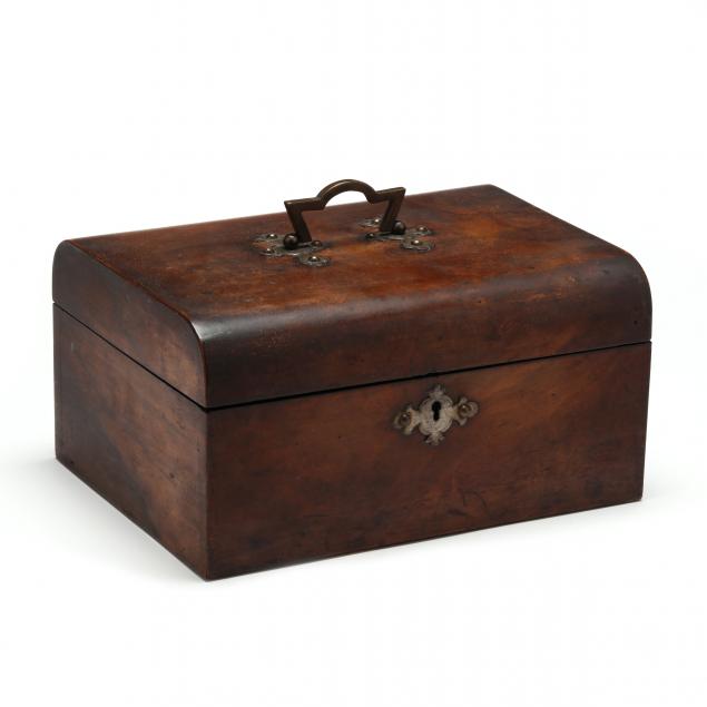 ANTIQUE SEWING BOX Early 20th century,