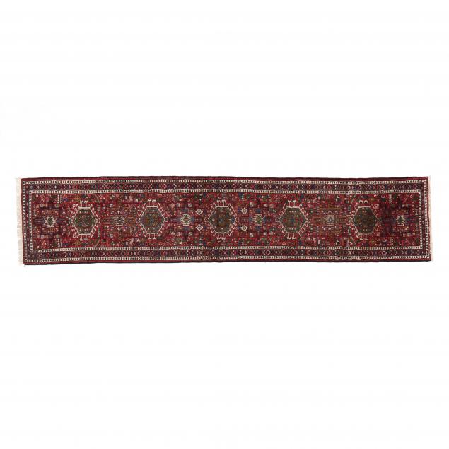 PERSIAN RUNNER Red field with repeating 34a9eb