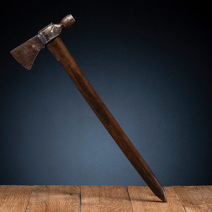 Eastern Pipe Tomahawk, with Rifle