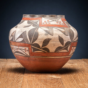 Zia Pottery Jar
fourth quarter