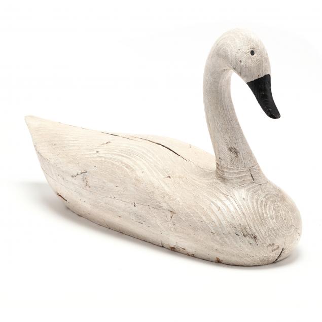 CARVED AND PAINTED SWAN DECOY 20th