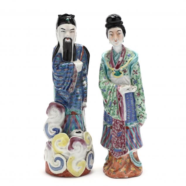 TWO CHINESE FAMILLE ROSE PORCELAIN