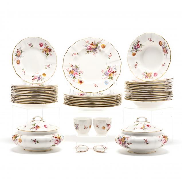NINETY-THREE PIECES OF ROYAL CROWN DERBY