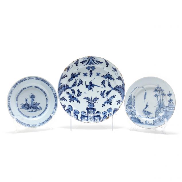 ENGLISH DELFT CHARGER AND TWO PLATES 34b005