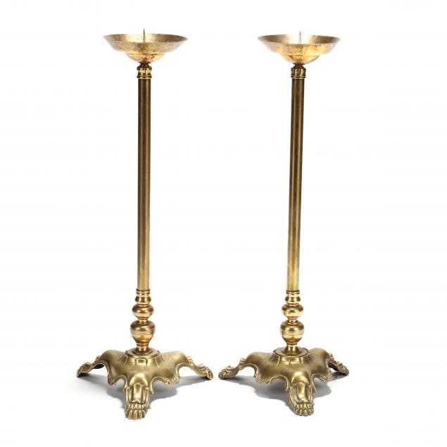 A PAIR OF LARGE CONTINENTAL BRASS 34b2b8
