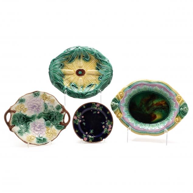 FOUR ANTIQUE MAJOLICA PIECES Late 19th/early