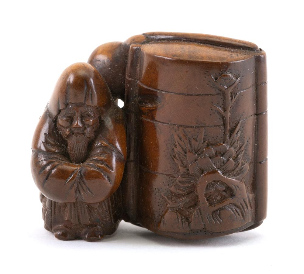 JAPANESE WOOD NETSUKE BY ISSHU 34db9c