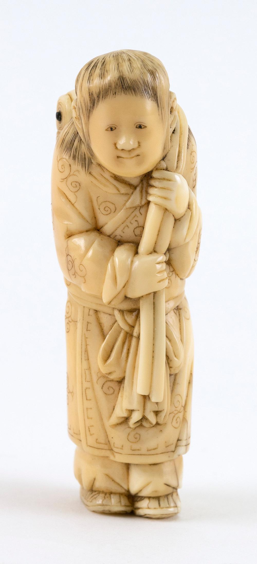 JAPANESE NETSUKE BY TOMOHARU EARLY 34dbb0