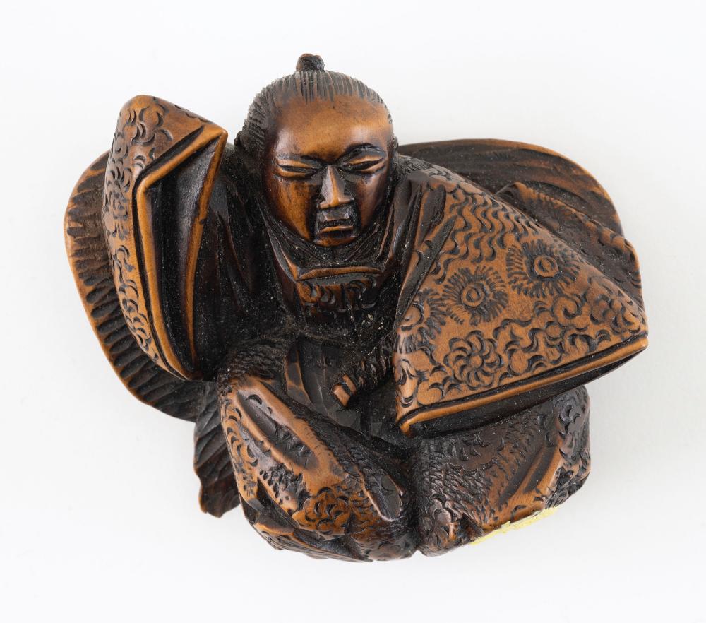 JAPANESE WOOD NETSUKE 19TH CENTURY