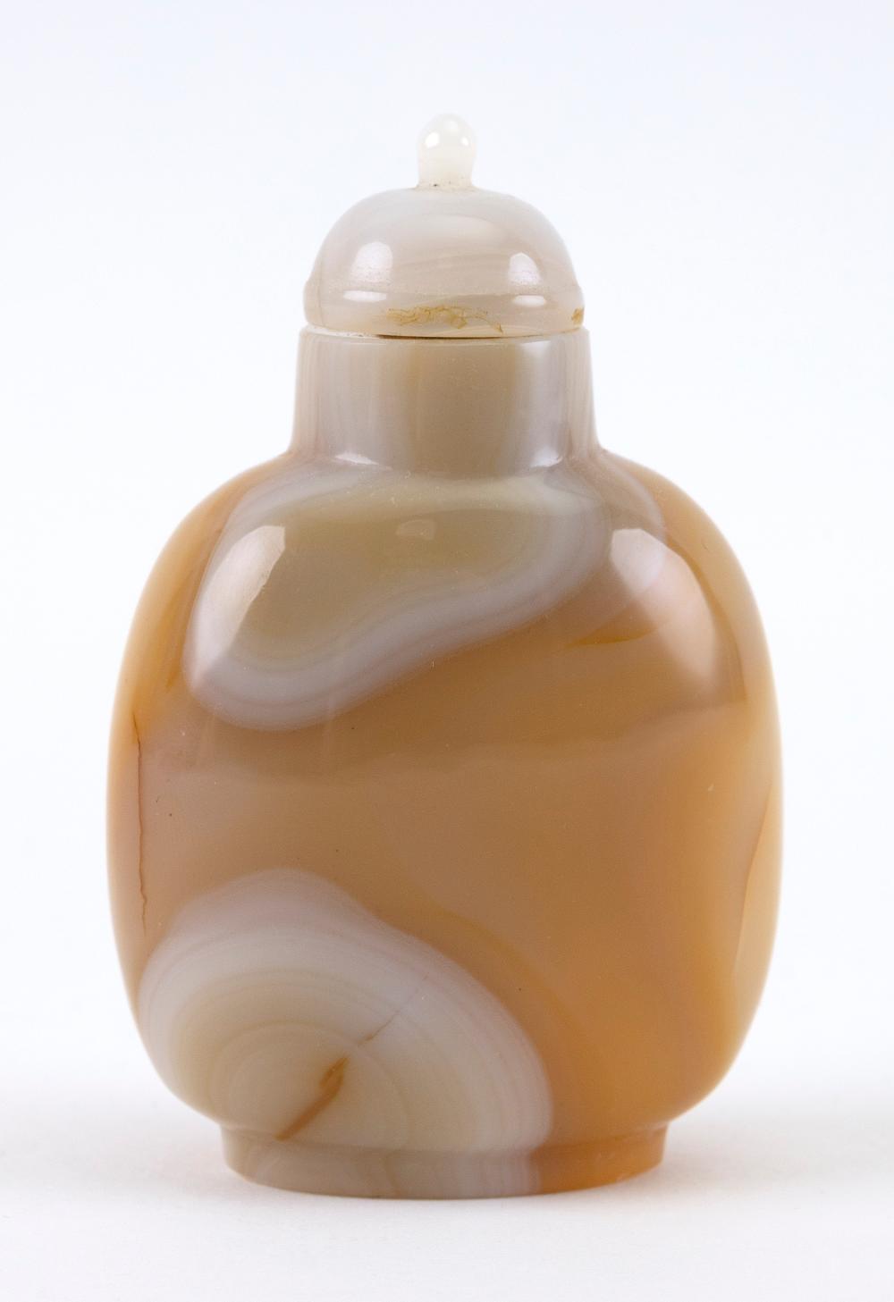 CHINESE BANDED AGATE SNUFF BOTTLE