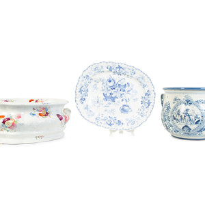 Three English Porcelain and Ceramic 34dd48