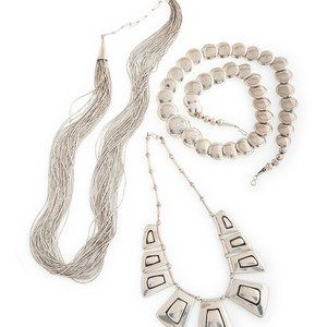 Southwestern style Silver Necklaces third 34de57