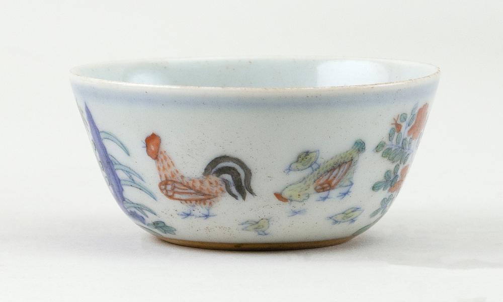 CHINESE DOUCAI PORCELAIN WINE CUP