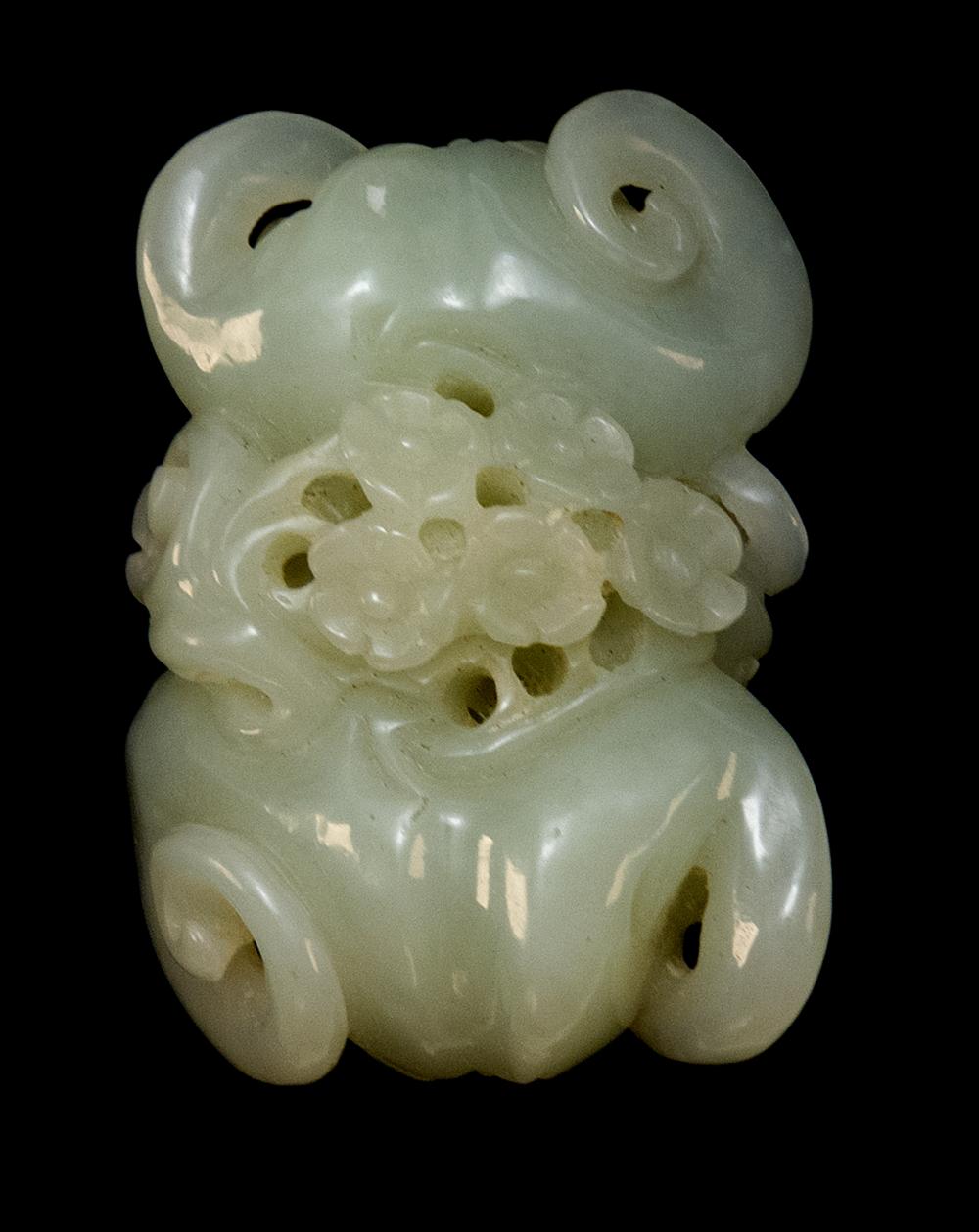 CHINESE CELADON JADE CARVING LENGTH 34e070